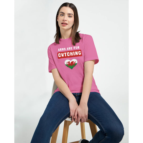 ARMS ARE FOR CWTCHING | WOMENS T-SHIRT
